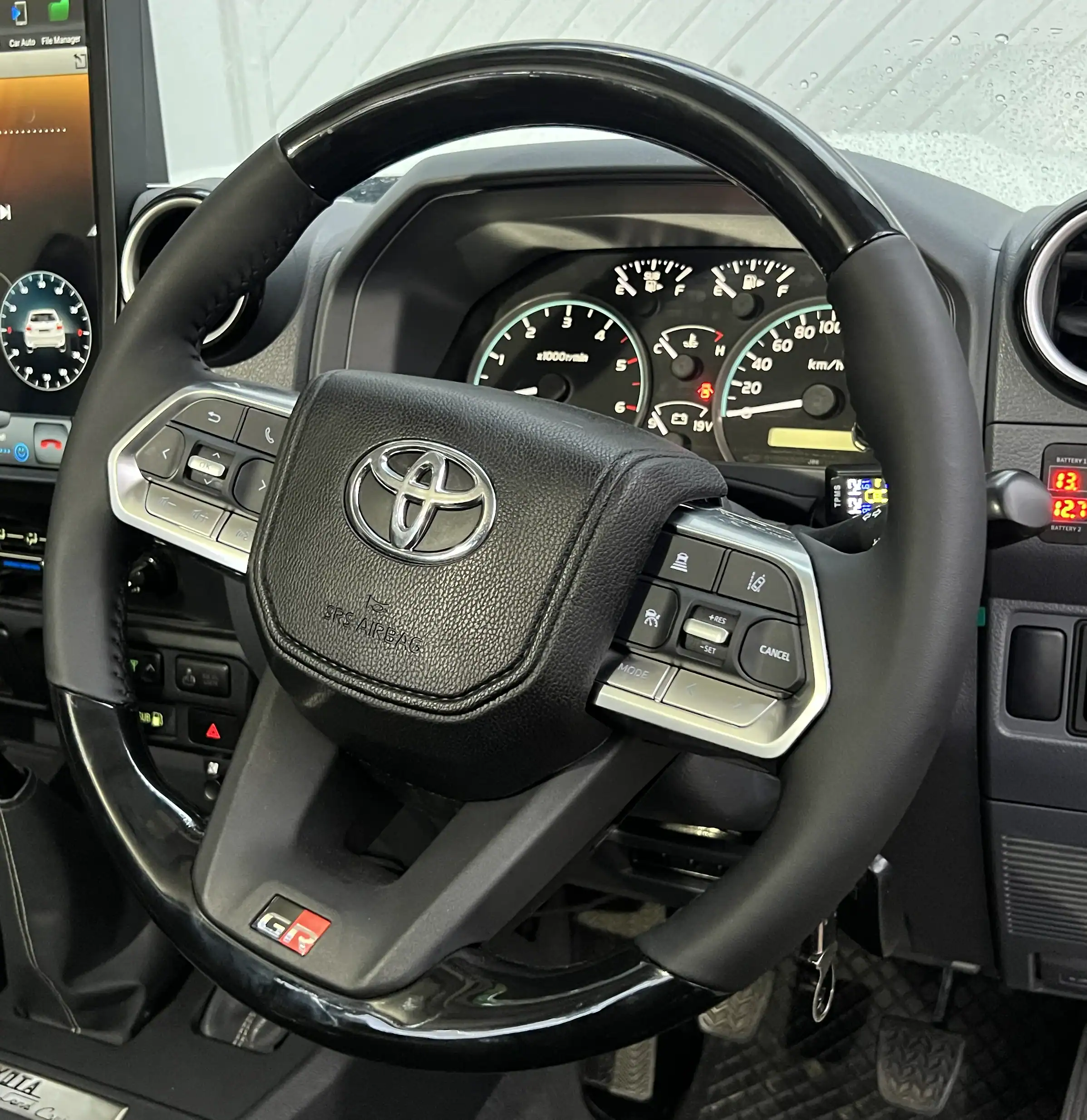 Toyota Landcruiser 300 Series Type Steering Wheel For 70 Series - Image 2
